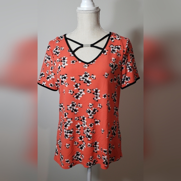 Adrienne Vittadini Tops - Adrienne Vittadini blouse size M, NWT